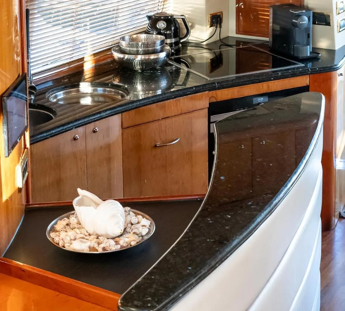 Luxury Yacht 